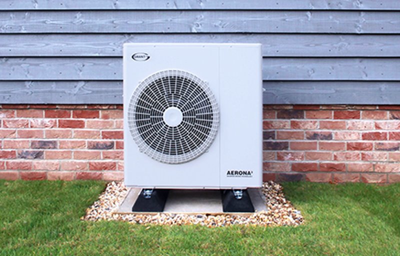 Grant Aerona³ R32 Air Source Heat Pump Range