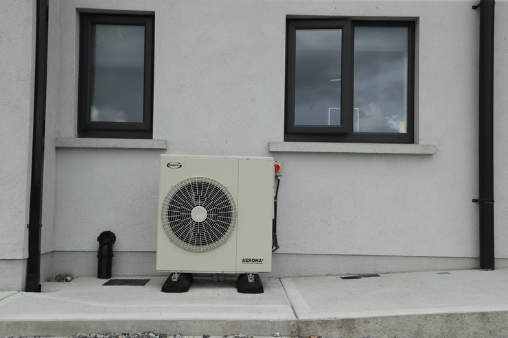 The importance of getting your air to water air source heat pump serviced